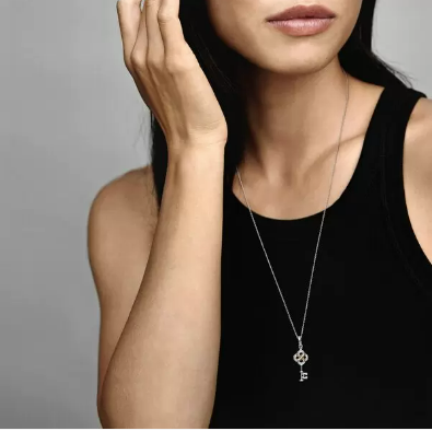 Pandora key deals locket