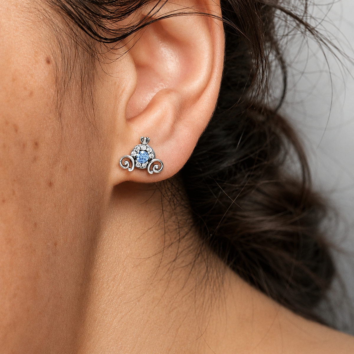 Pandora Disney Cinderella Pumpkin Coach Stud Earrings